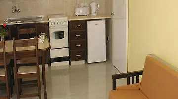 מלון Sandra Garden